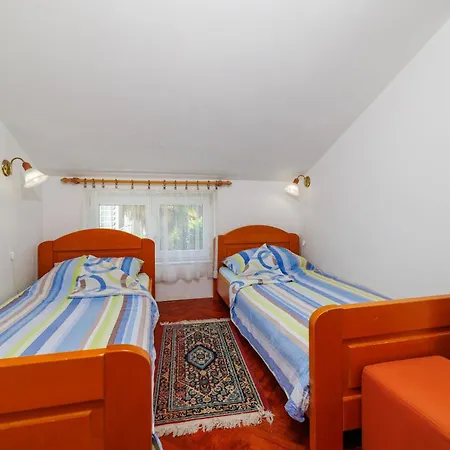 Rasa Apartment Malinska