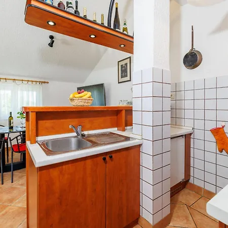 Apartment Rasa Malinska